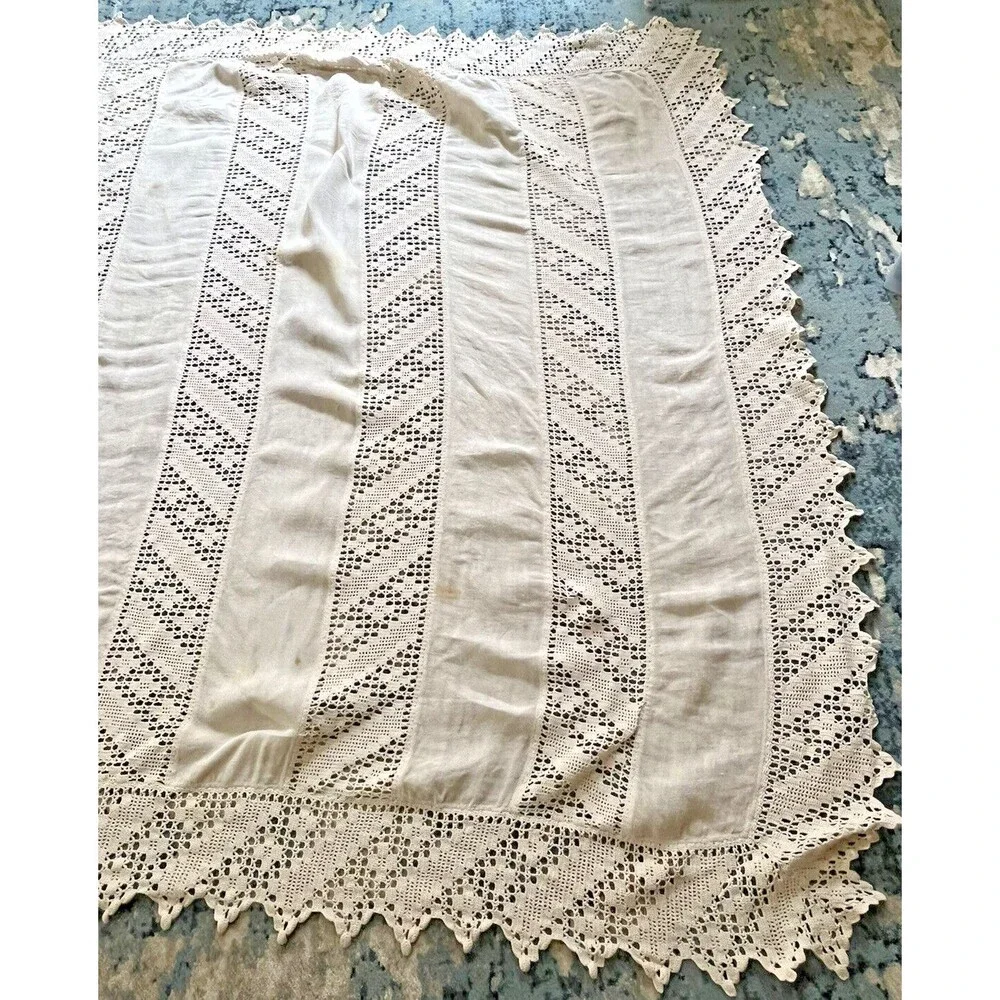 Vintage Queen Bedspread Crochet Handmade USA‎ Ecru Blanket Cottage Country 1930s